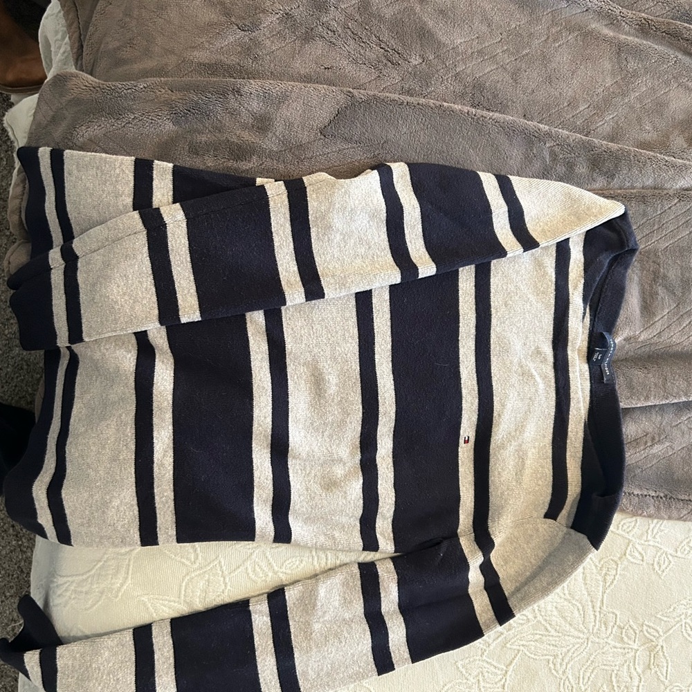 Tommy Hilfiger Navy and Cream Striped Crewneck Sweater